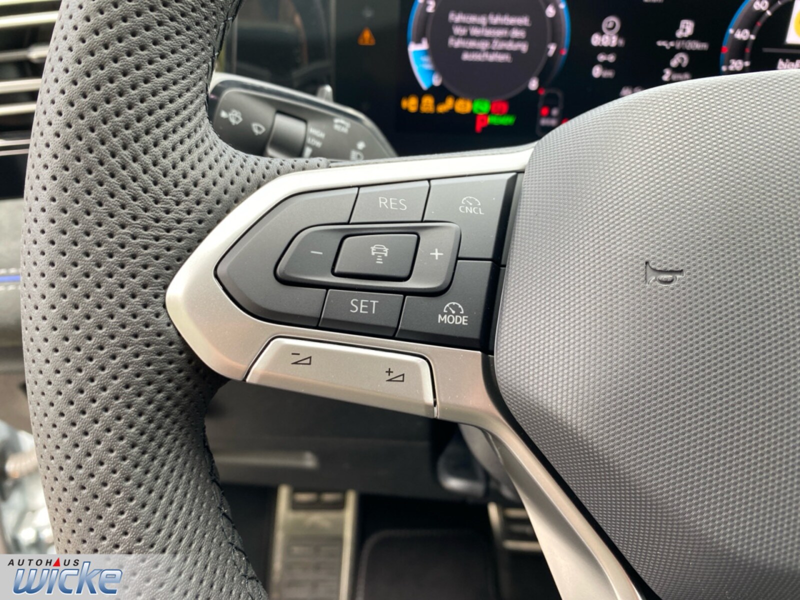 Volkswagen Tiguan – Bild 12
