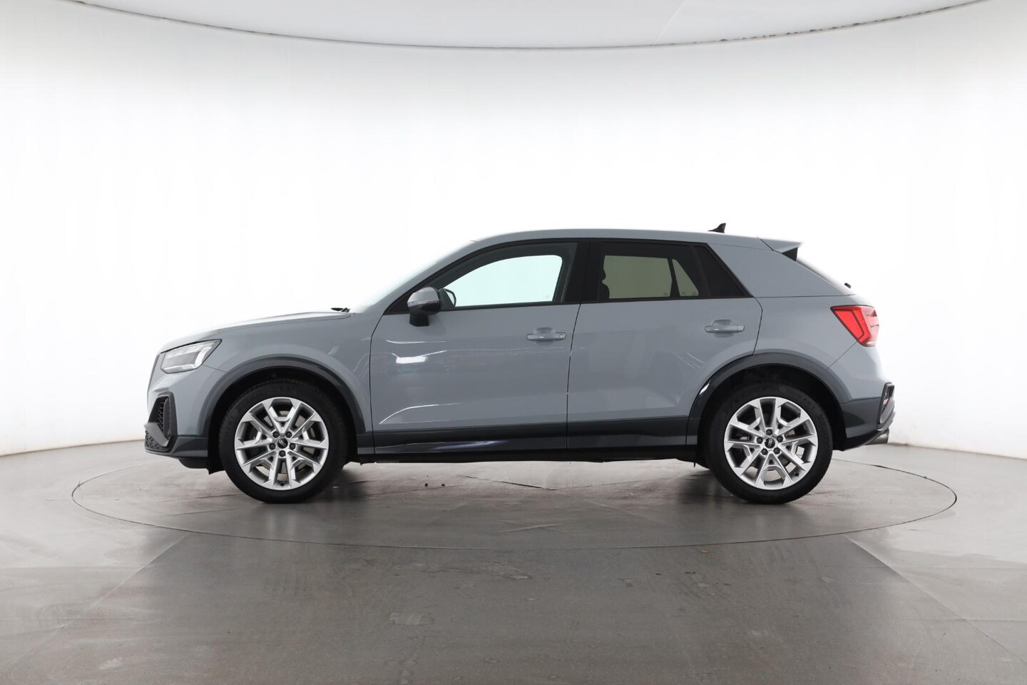 Bild über Audi SQ2 TFSI quattro S tronic - für weitere Informationen kontaktieren Sie den Audi Partner