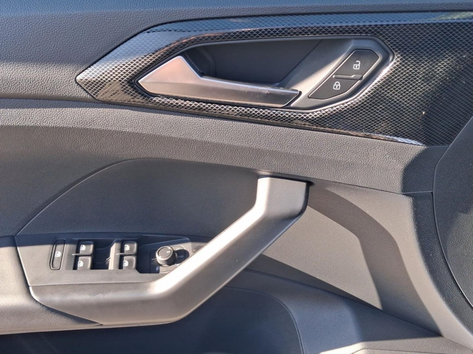 Volkswagen T-Cross – Bild 13