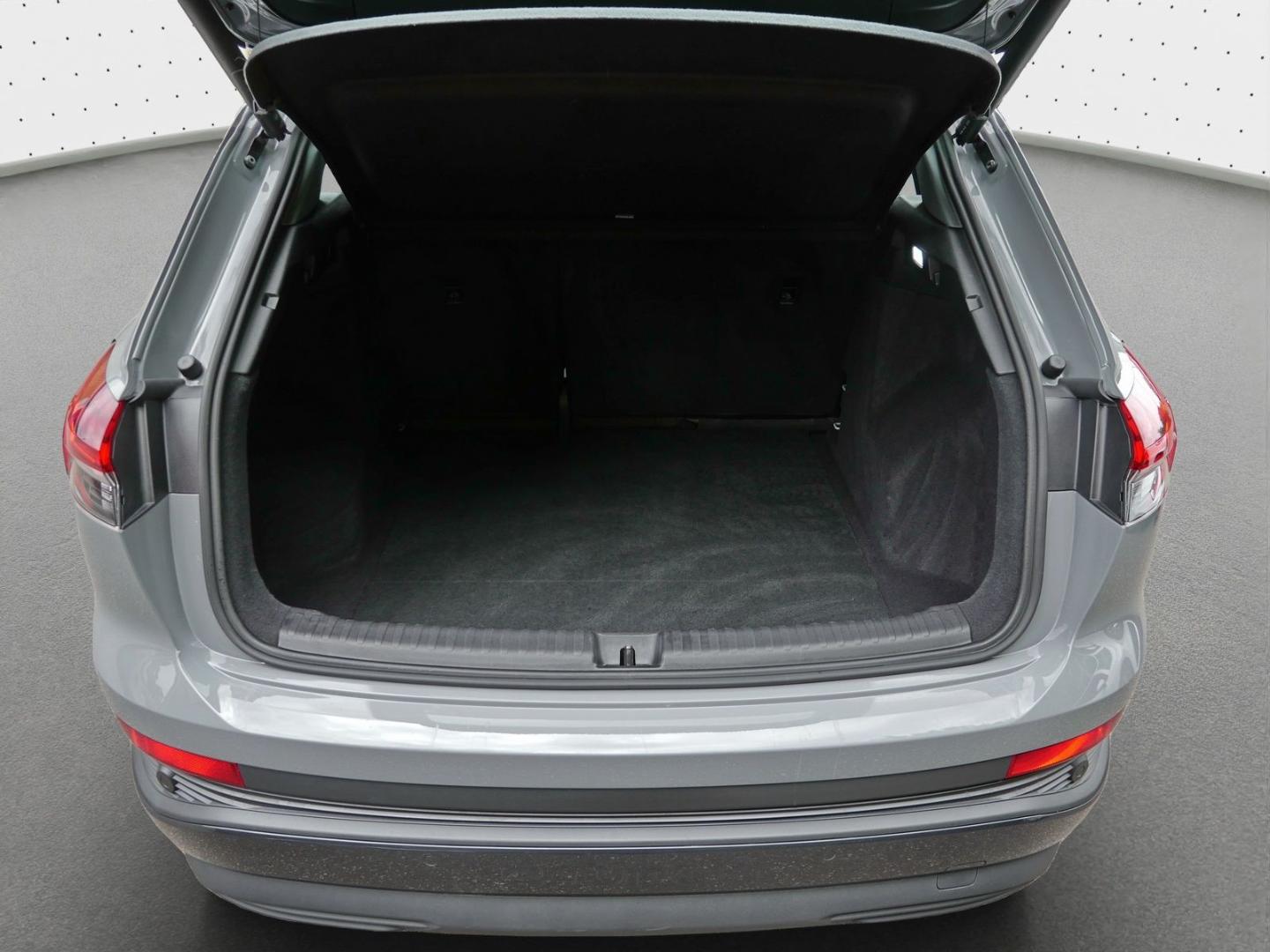 Image about Audi Q4 e-tron 40 e-tron