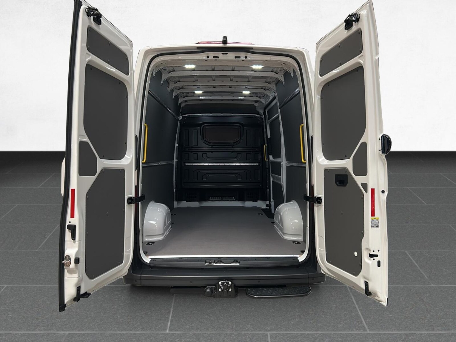 Volkswagen Crafter Kasten mittlerer Radstand – Bild 7