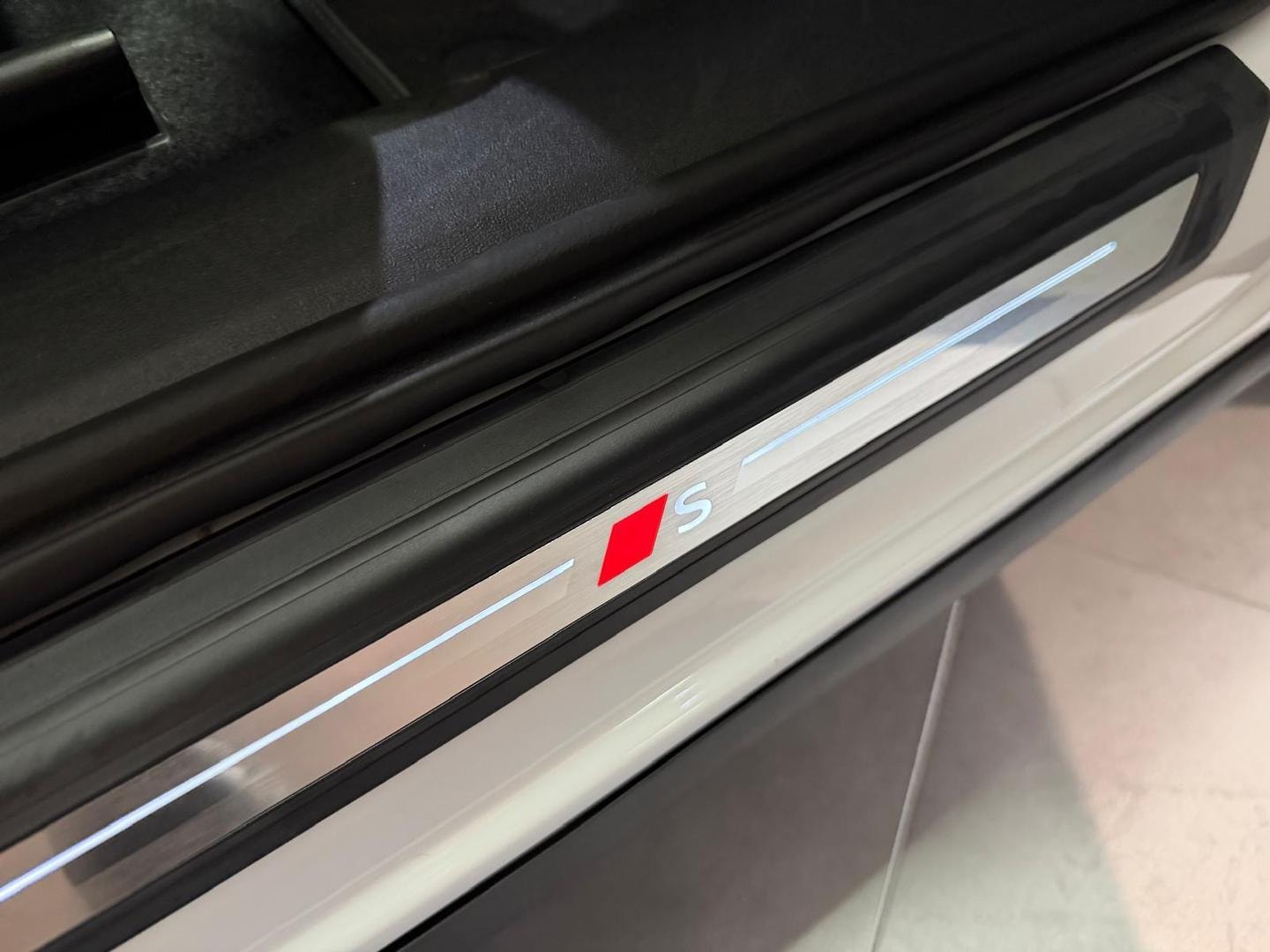 Image about Audi Q5 Sportback TDI quattro 150 kW sport