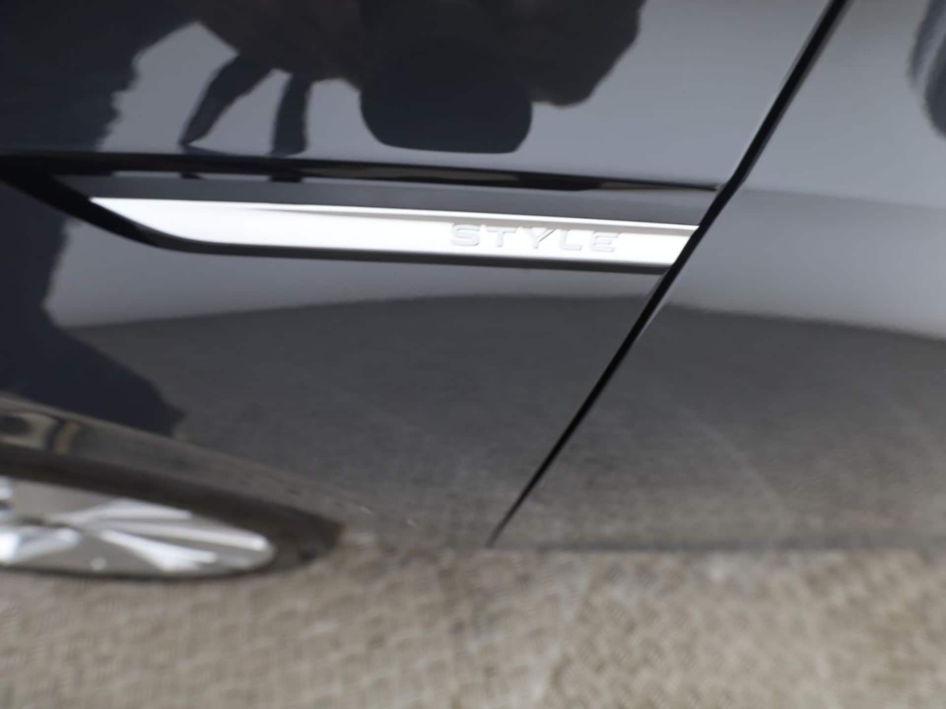 Volkswagen Golf Style