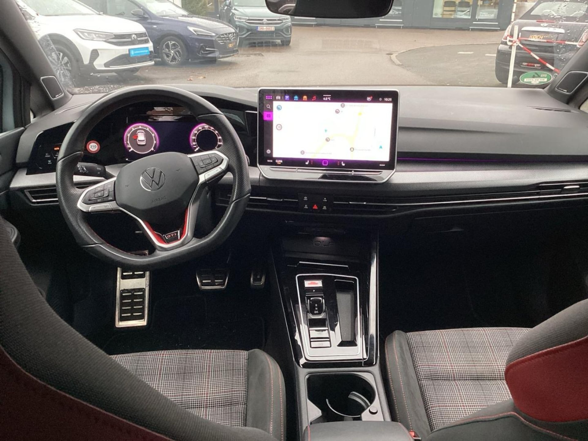 Volkswagen Golf GTI