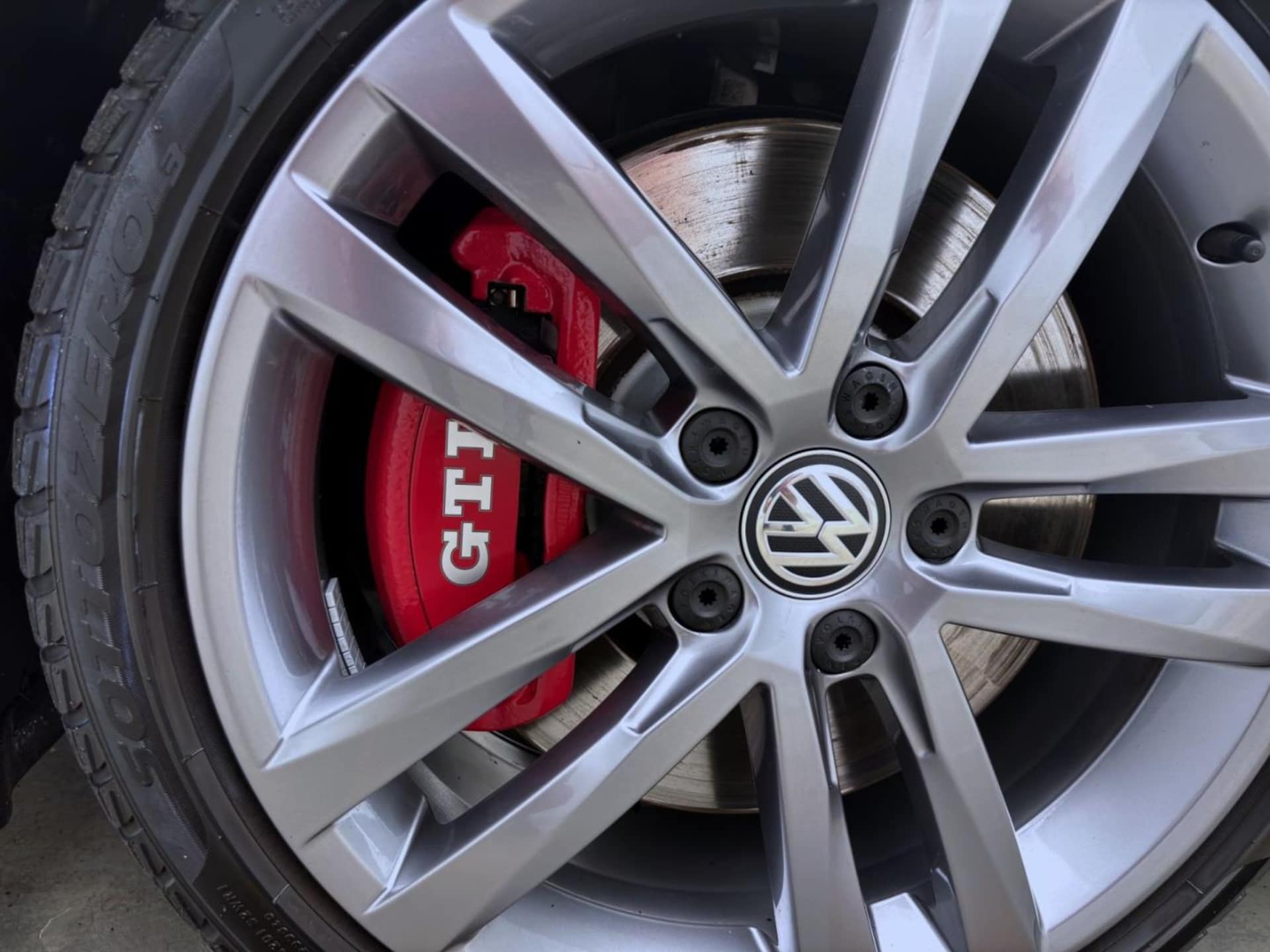 Volkswagen Golf GTI Performance