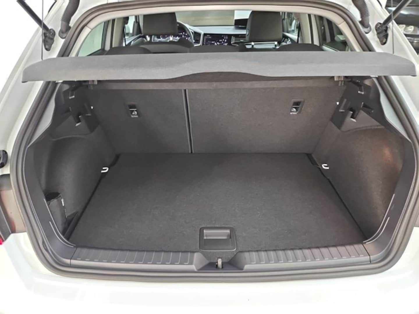 Bild über Audi A1 Sportback S line 25 TFSI S tronic - für weitere Informationen kontaktieren Sie den Audi Partner