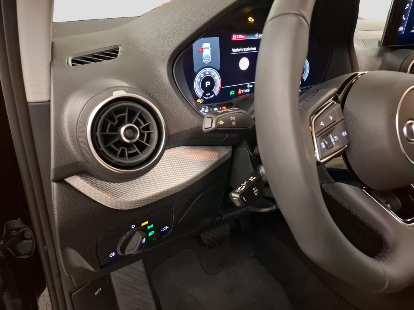 Bild über Audi Q2 advanced 35 TFSI S tronic - für weitere Informationen kontaktieren Sie den Audi Partner