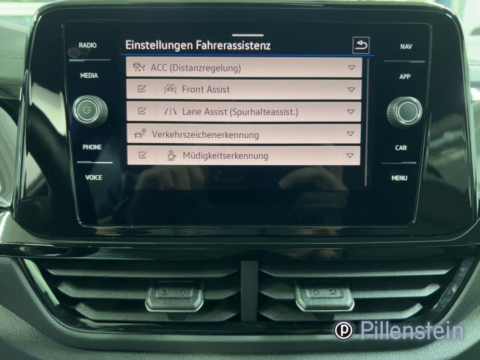 Volkswagen T-Roc – Bild 11