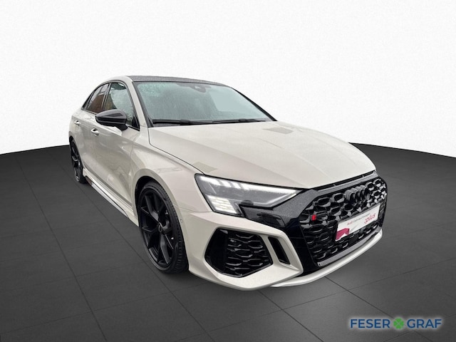 Image about Audi RS 3 Limousine TFSI quattro S tronic
