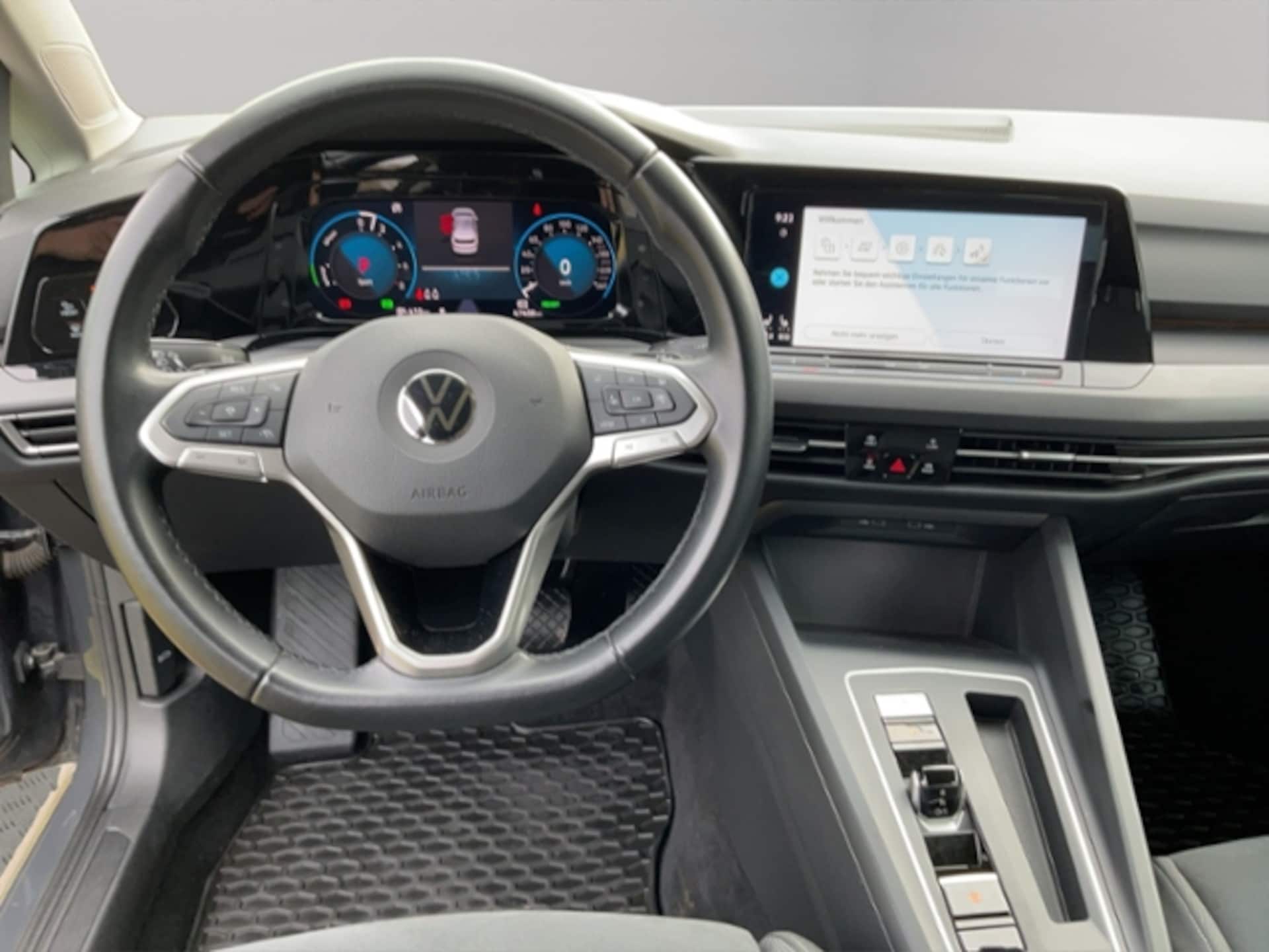 Volkswagen Golf Style