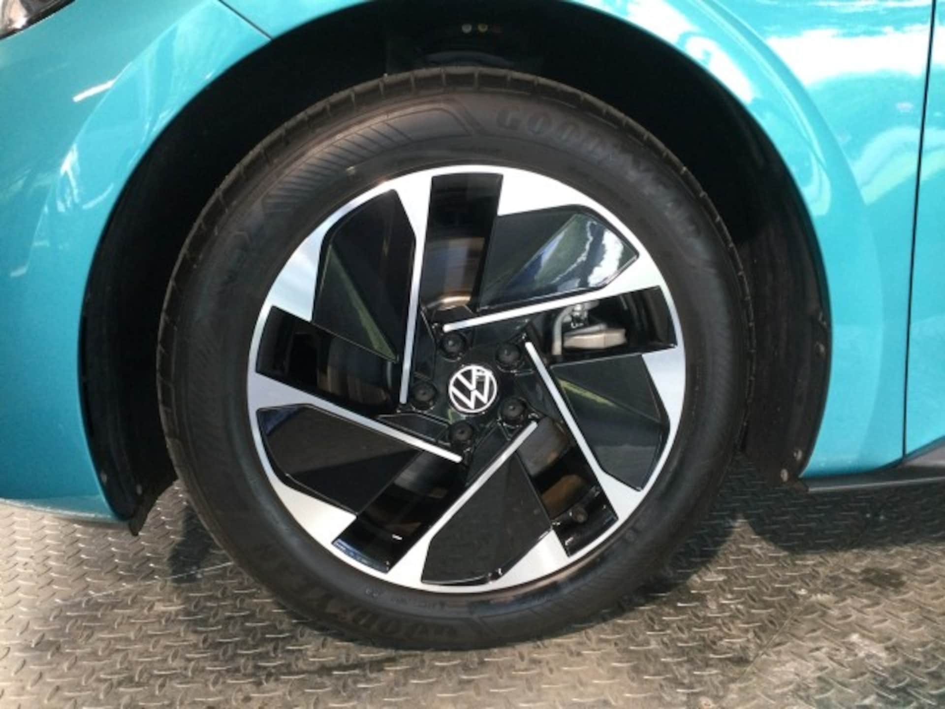 Volkswagen ID.3 1st
