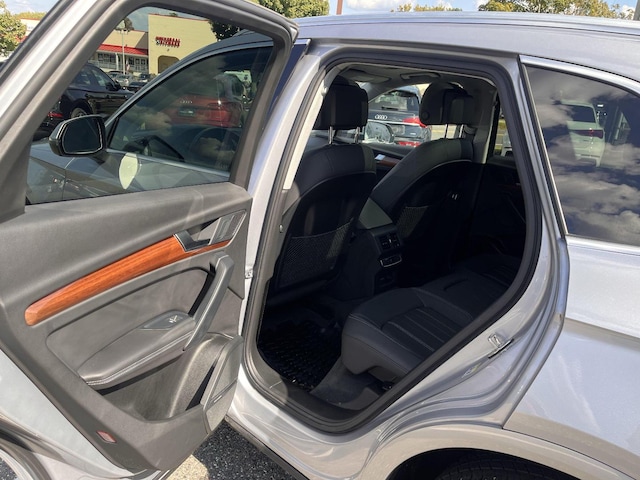 2022 Audi Q5 Premium Plus - Photo 14