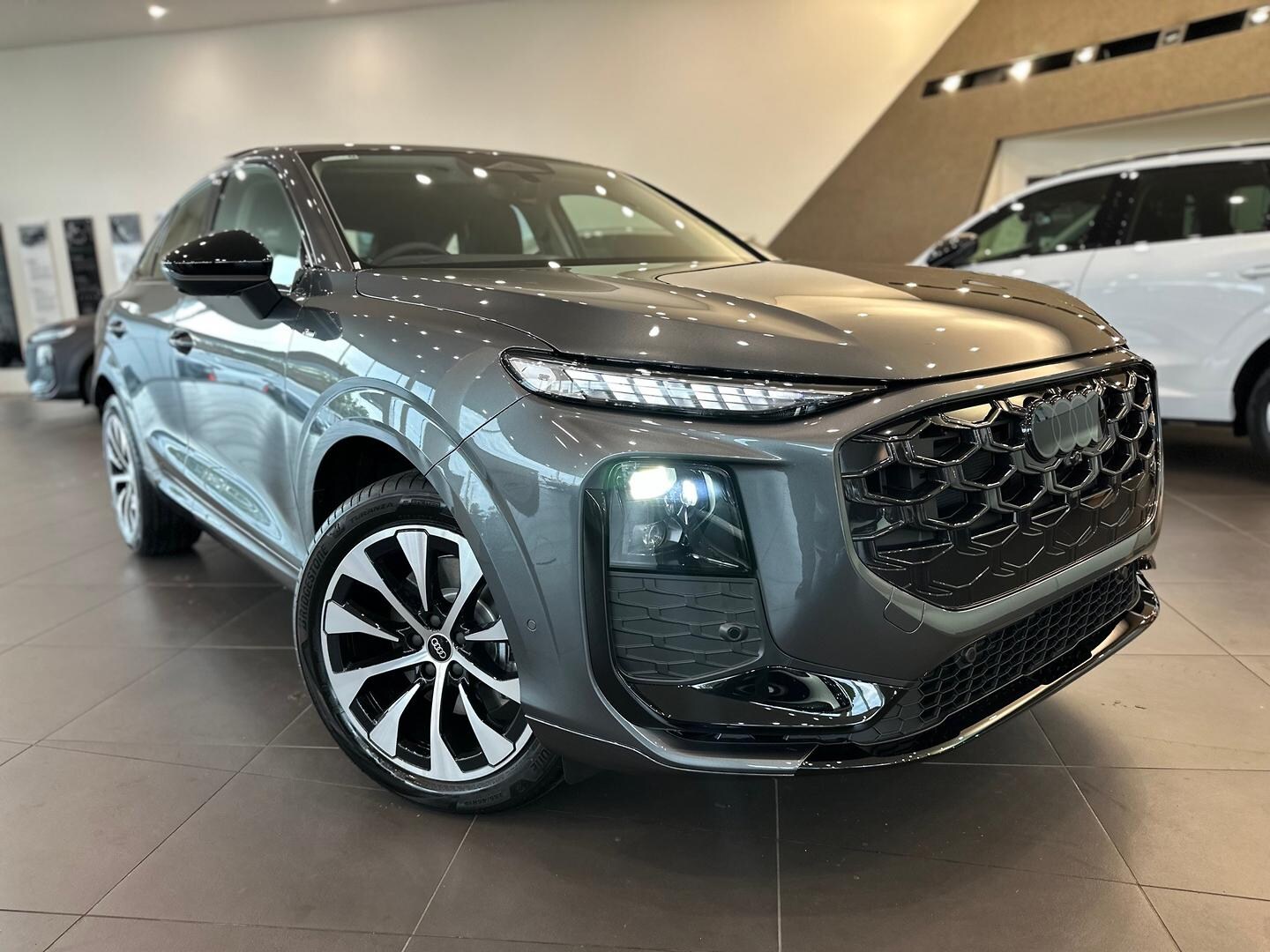 Image about Audi Q3 Sportback TFSI quattro 150 kW