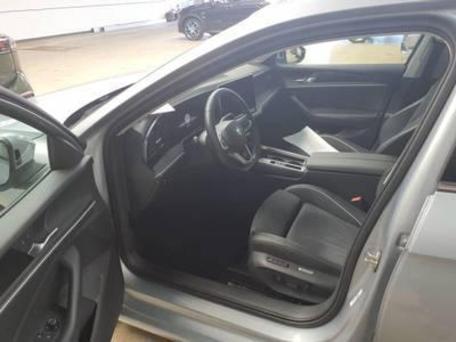 Volkswagen Passat – Bild 6