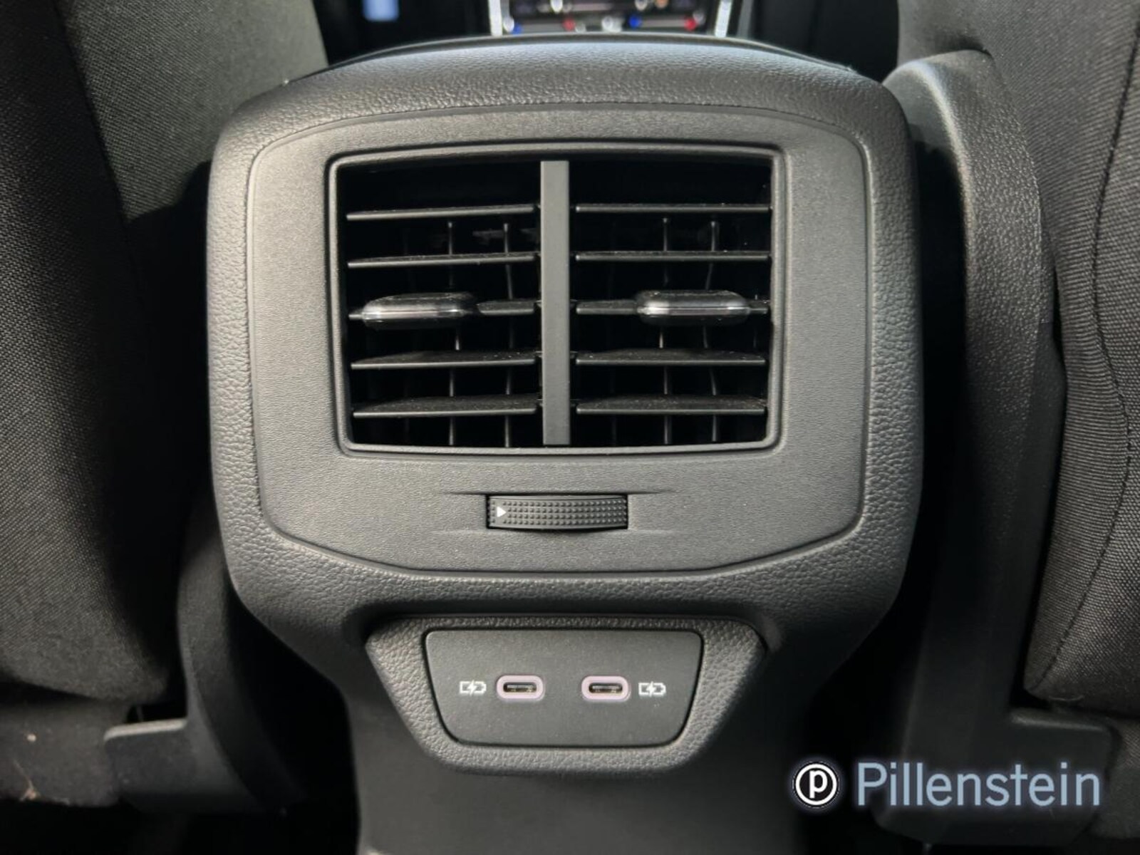 Volkswagen T-Roc – Bild 12