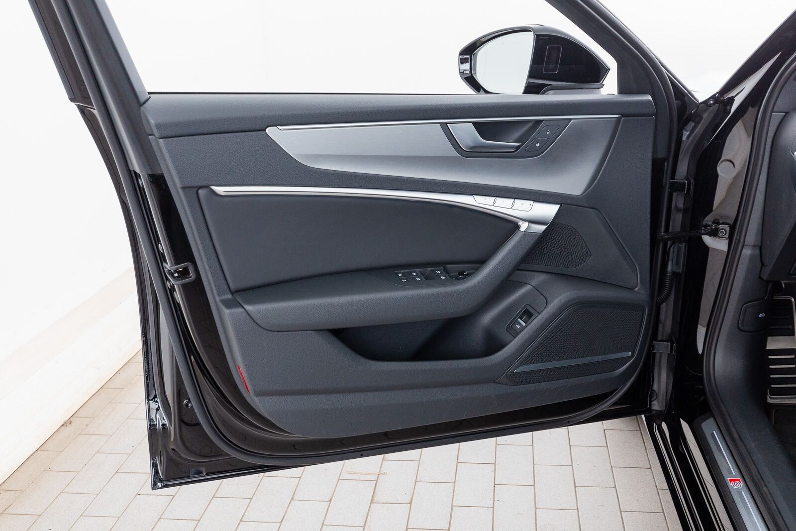 Image about Audi A6 Avant 40 TDI quattro S tronic