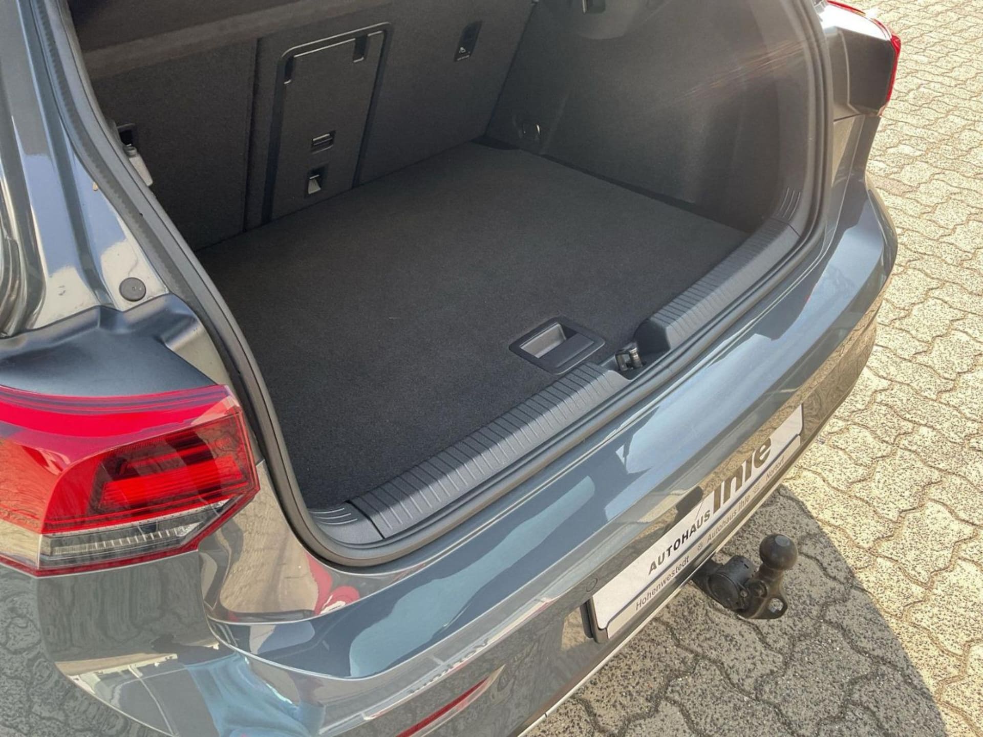 Volkswagen Golf Active