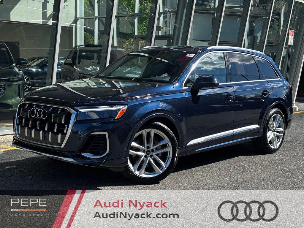2025 Audi Q7 55 Premium Plus quattro Tiptronic's photo