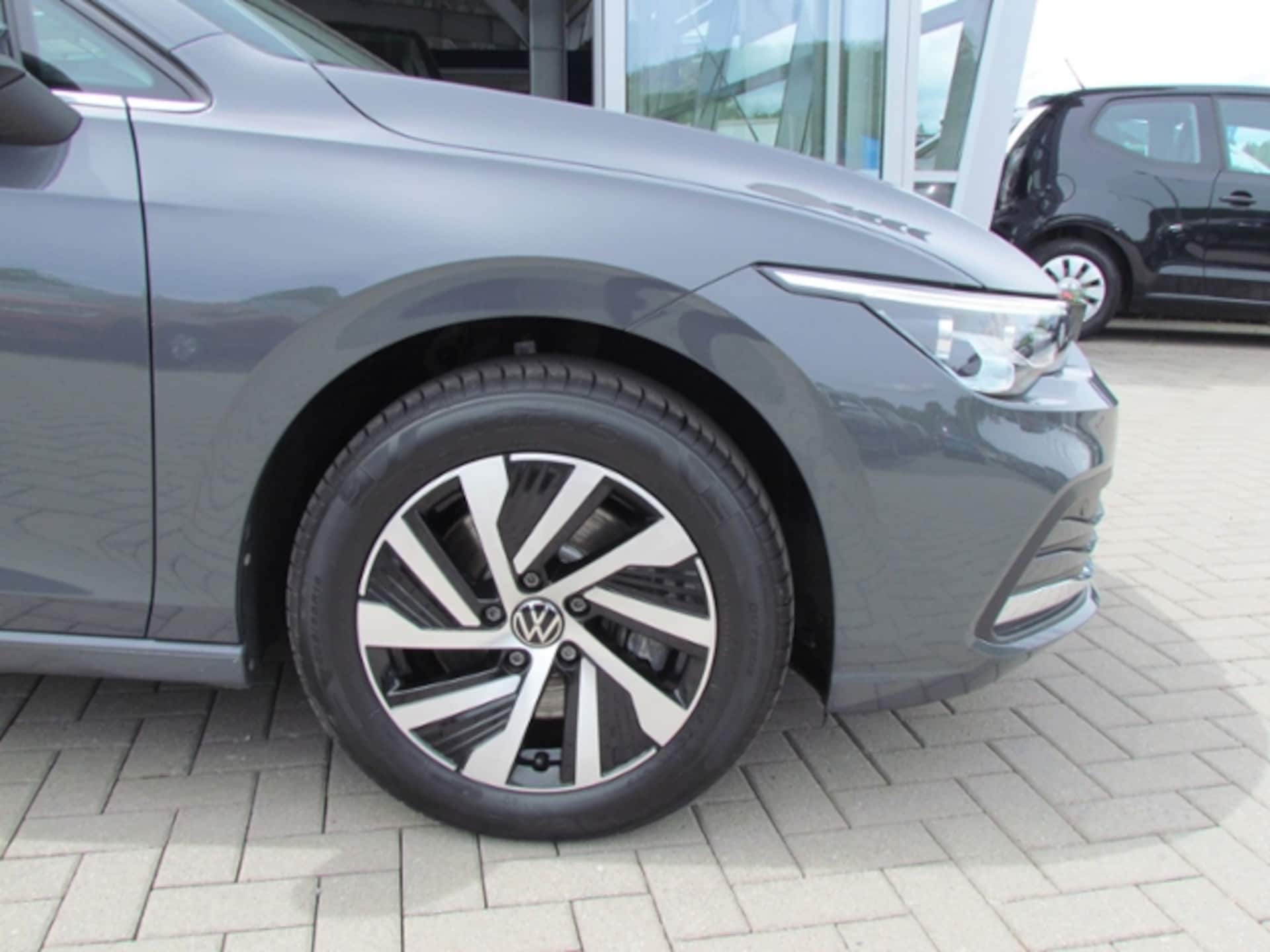 Volkswagen Golf Style