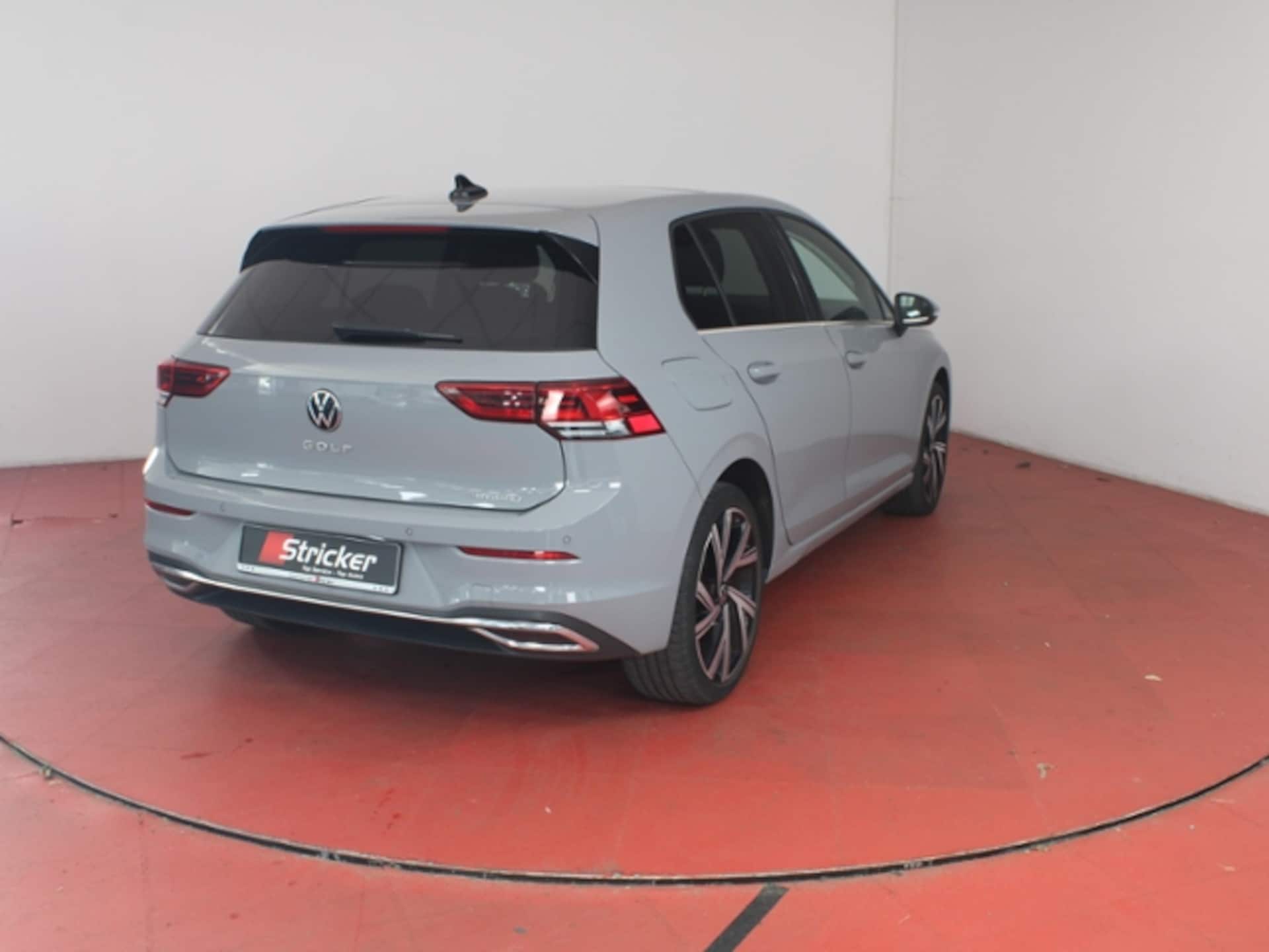 Volkswagen Golf Style