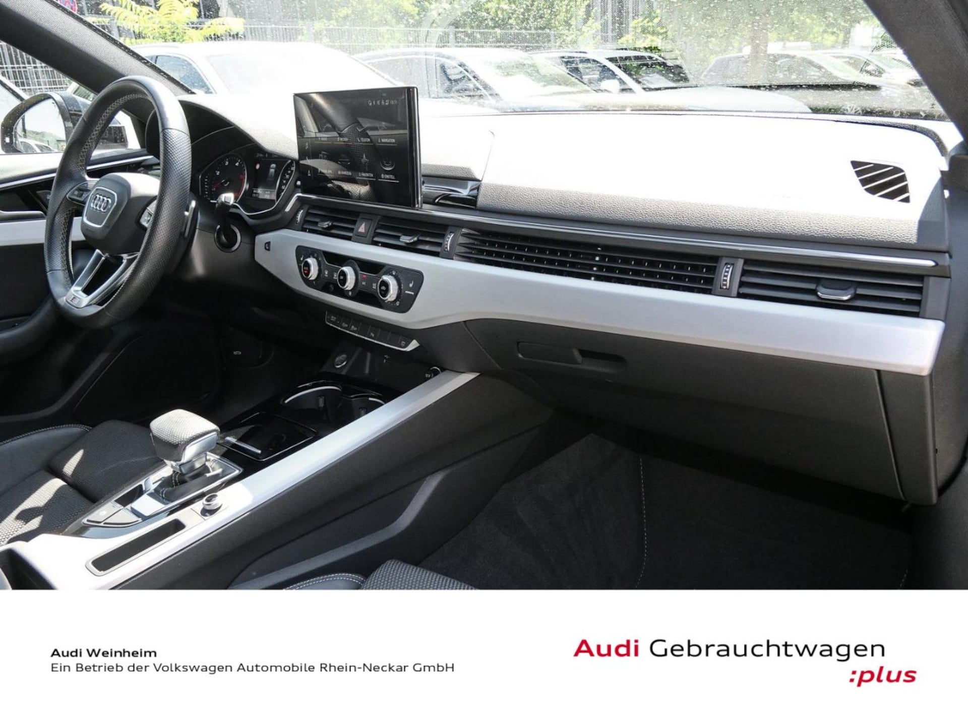Audi A4 Avant S line