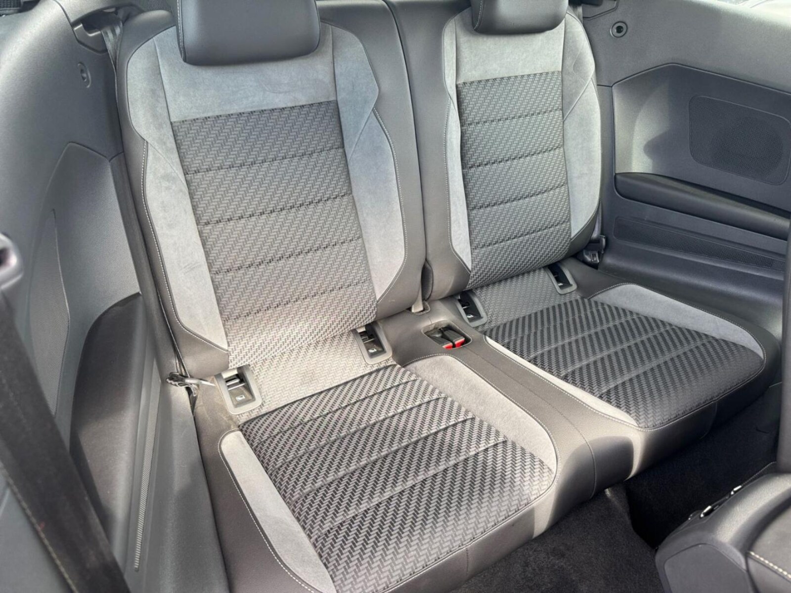 Volkswagen T-Roc Cabriolet – Bild 12