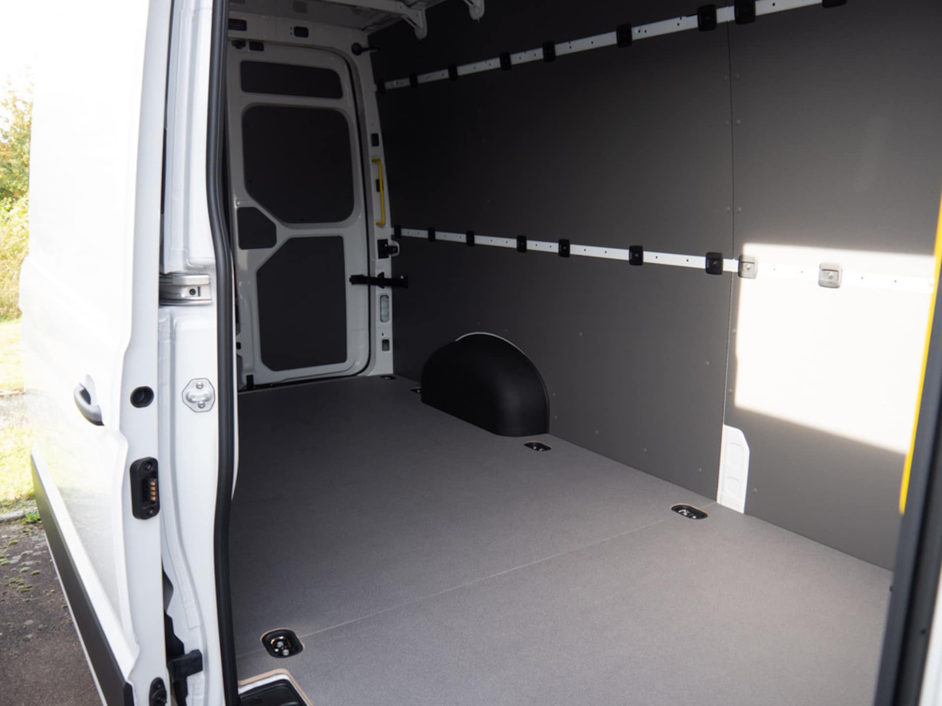 Volkswagen Crafter Kasten langer Radstand