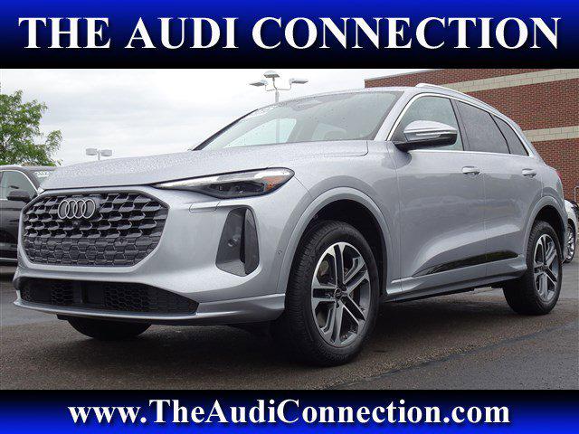2025 Audi Q5 40 Premium Plus's photo