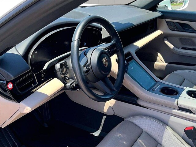 2023 Porsche Taycan