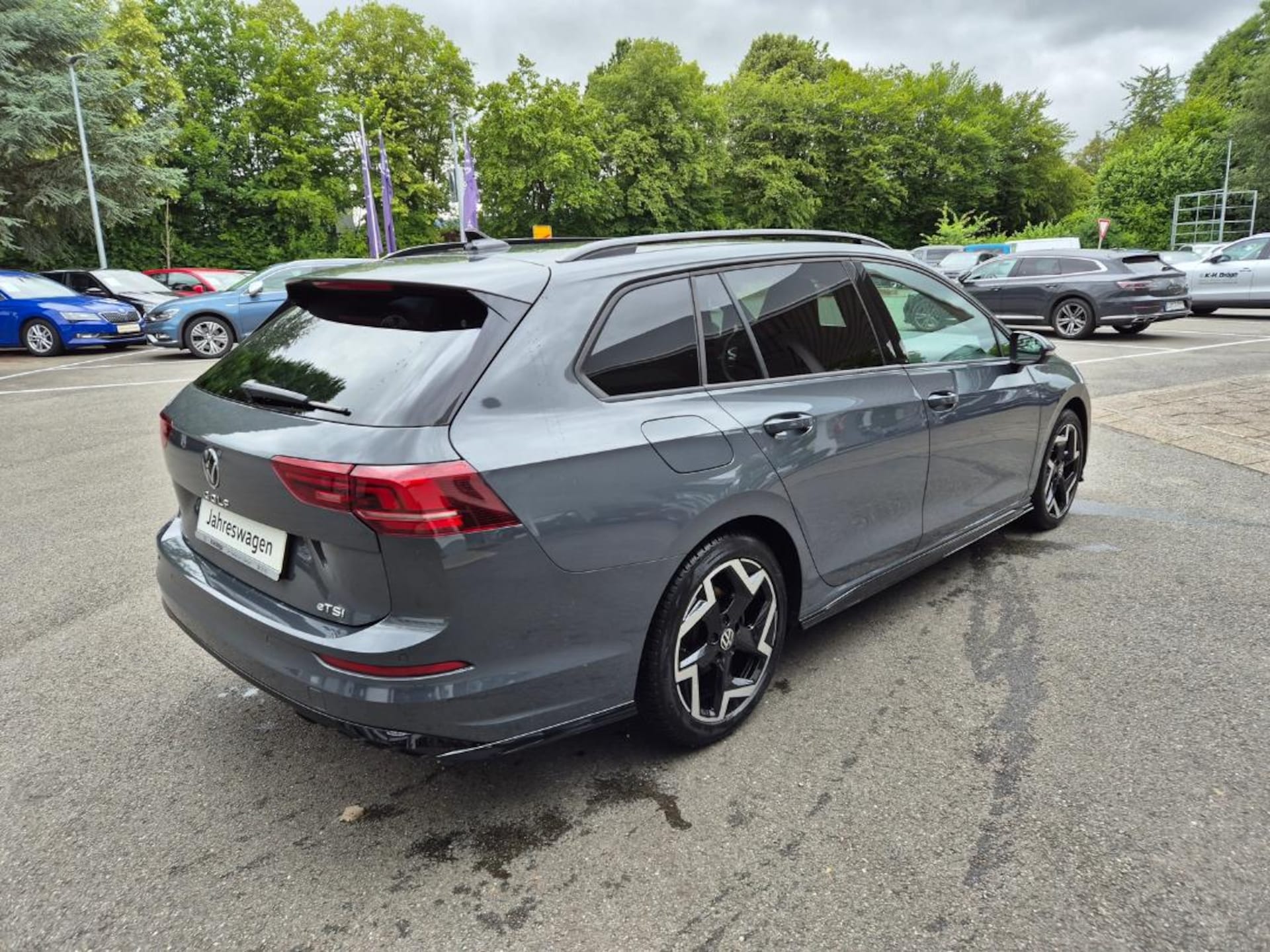 Volkswagen Golf Variant R-Line