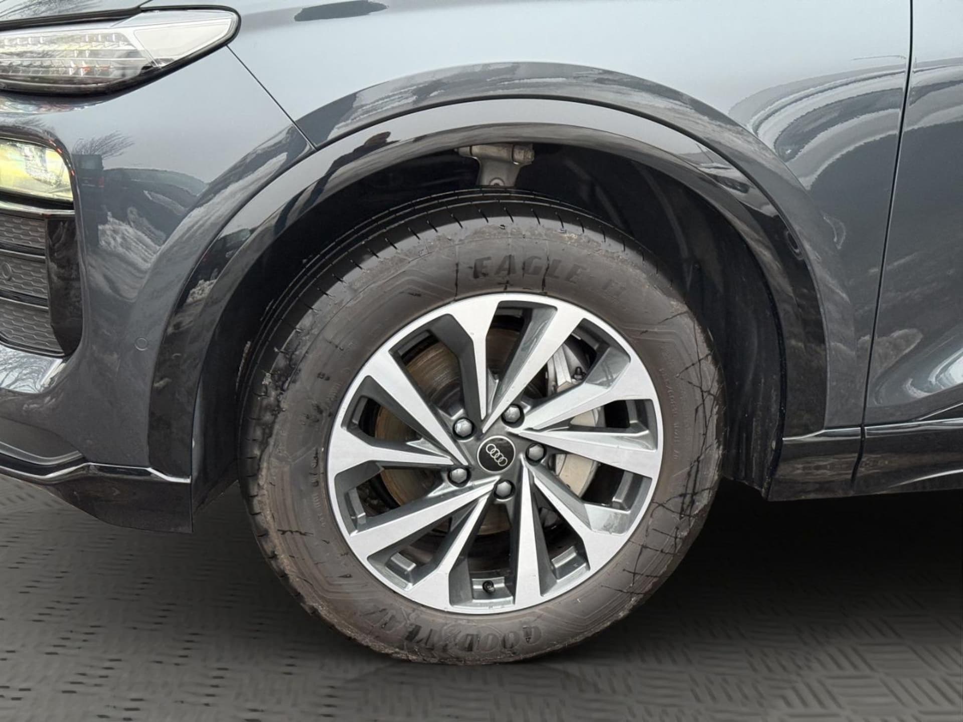 Audi Q6 SUV e-tron