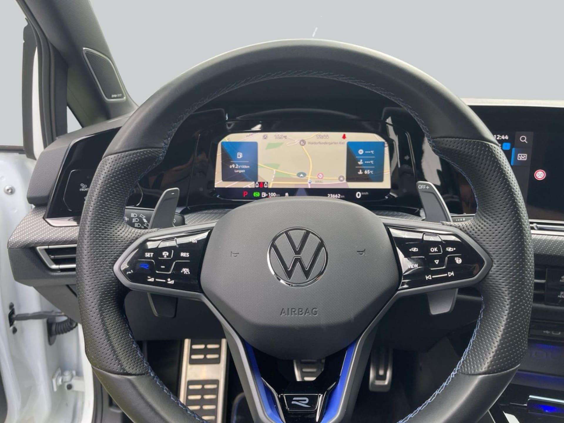 Volkswagen Golf R
