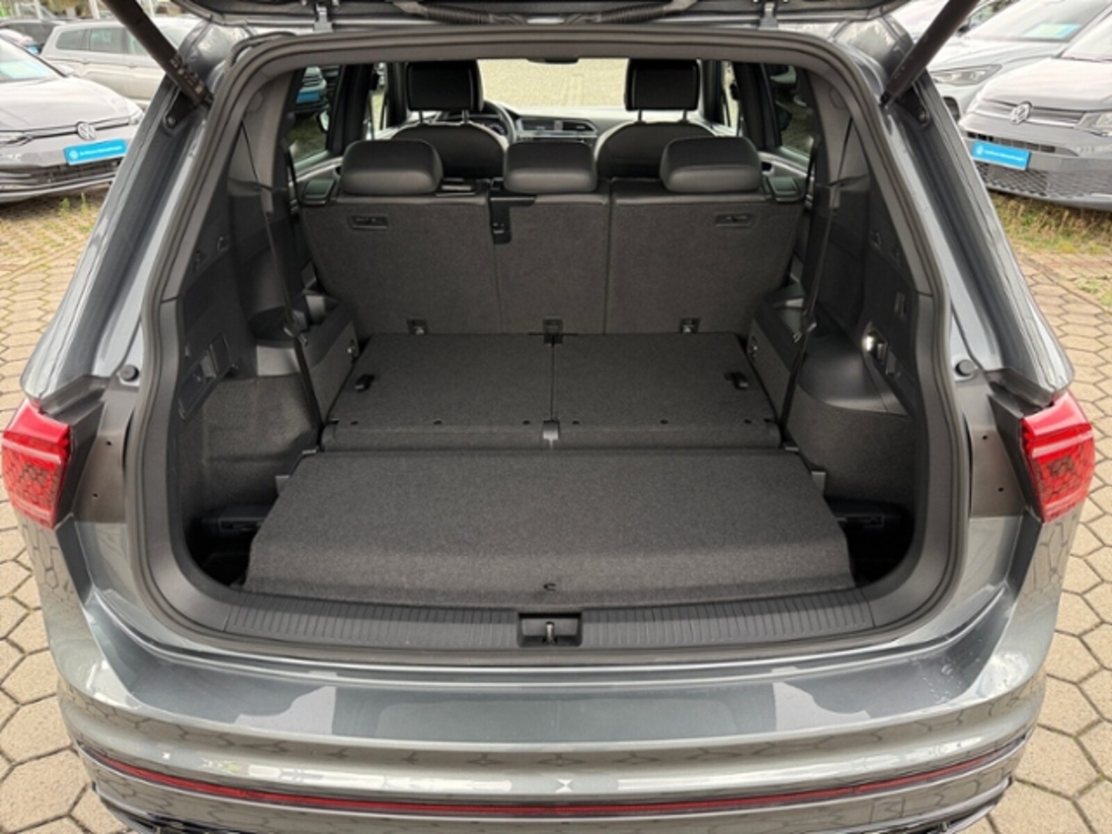 Volkswagen Tiguan Allspace – Bild 8