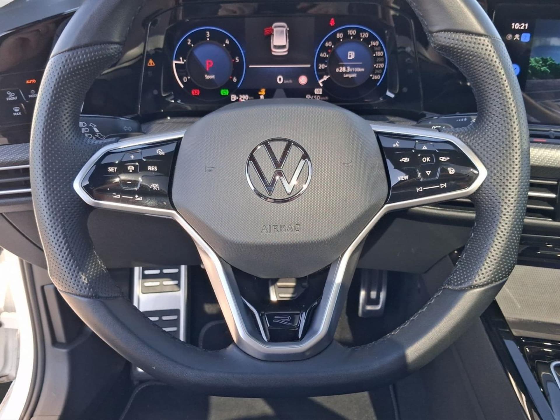 Volkswagen Golf Variant R-Line