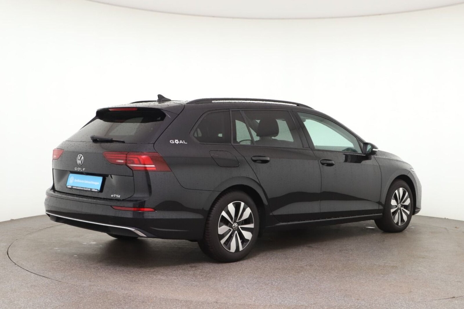 Volkswagen Golf Variant – Bild 2