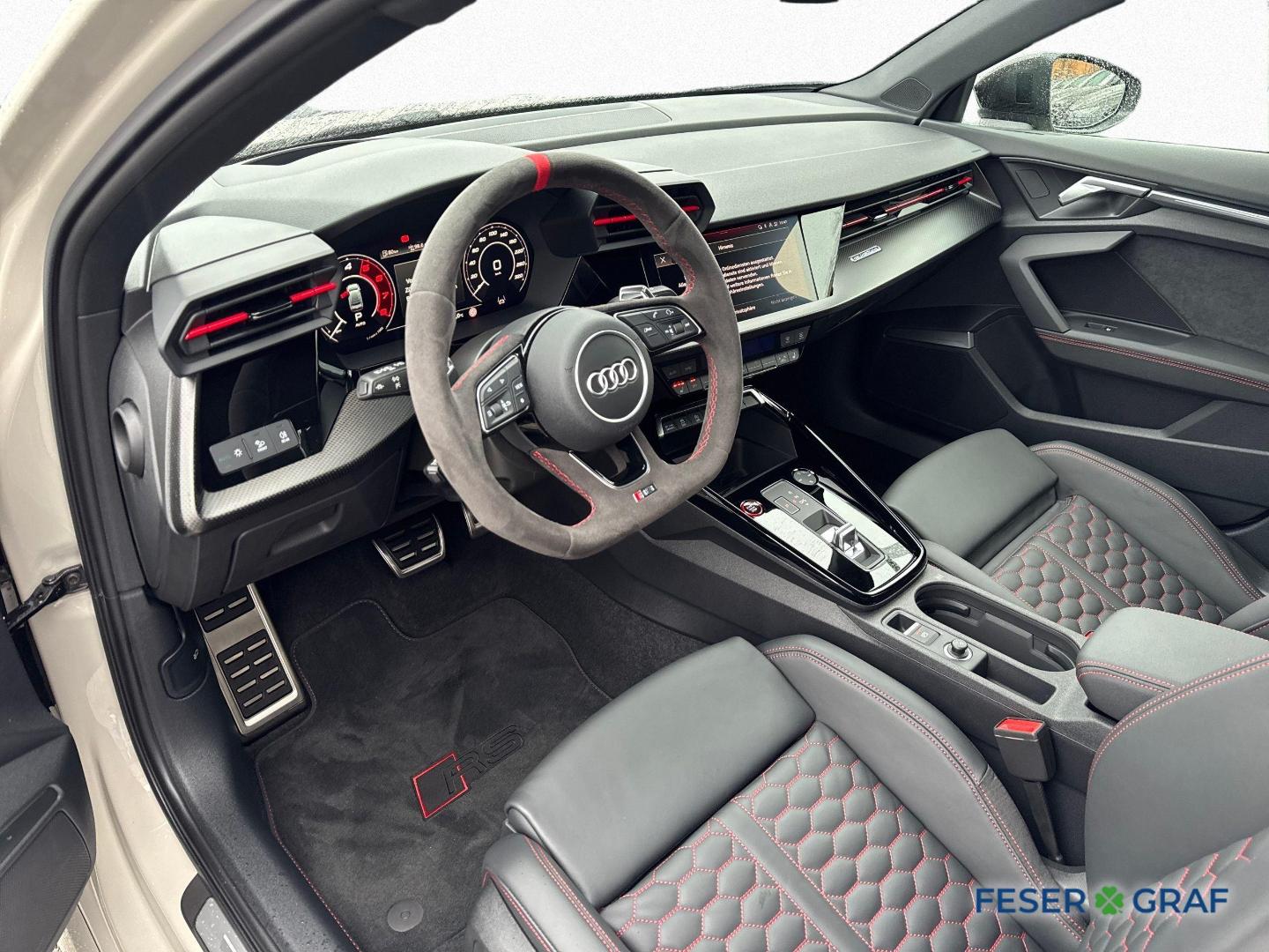 Image about Audi RS 3 Limousine TFSI quattro S tronic