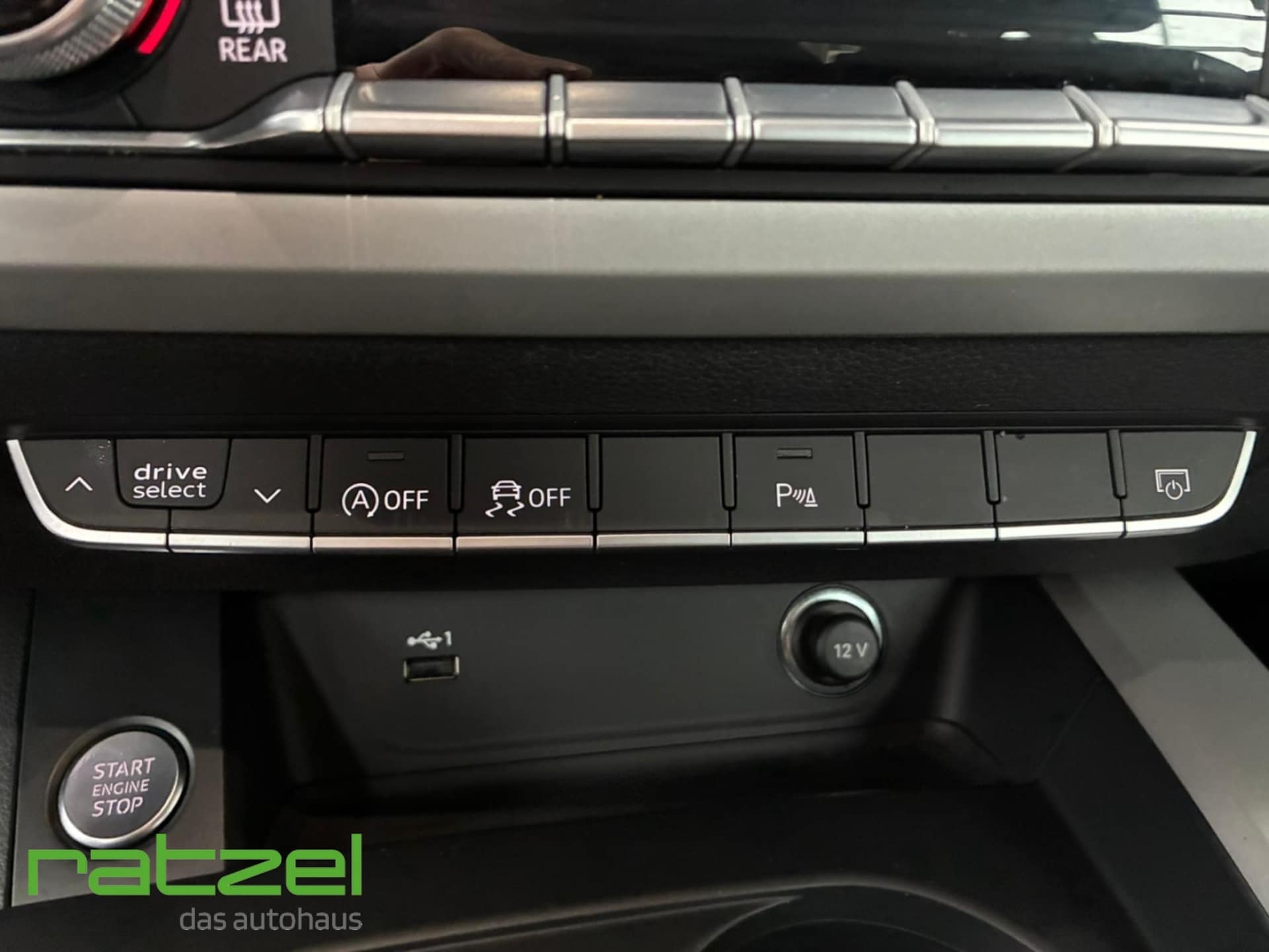 Audi A4 Avant S line