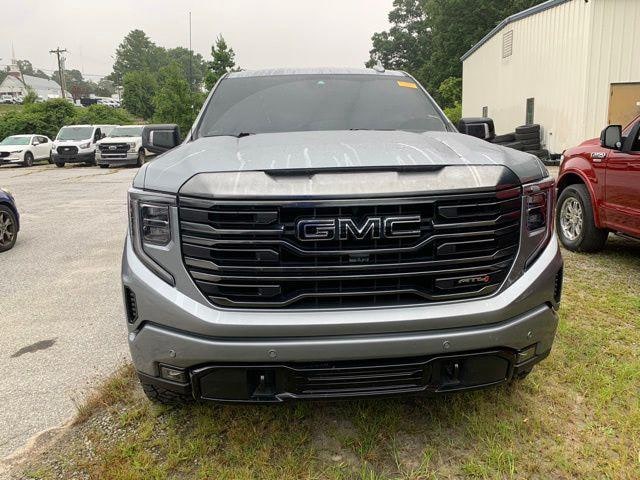 2024 GMC Sierra