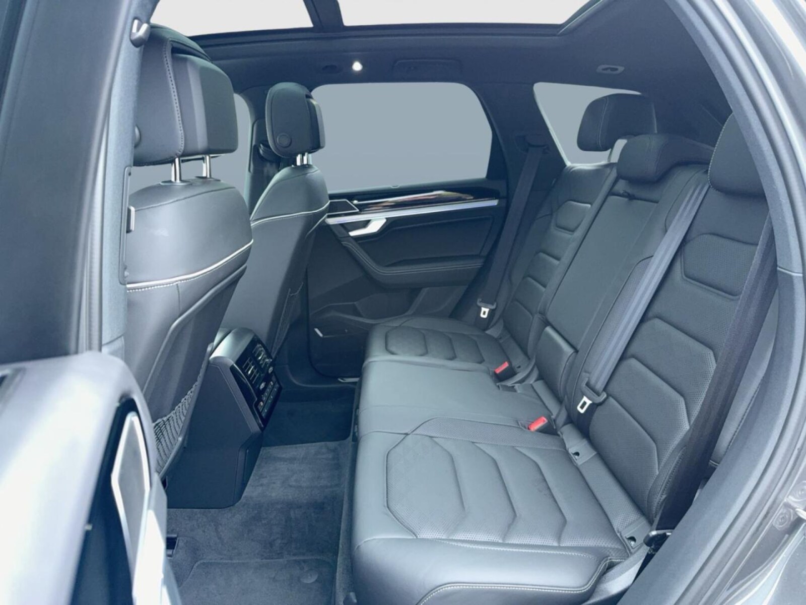 Volkswagen Touareg – Bild 13