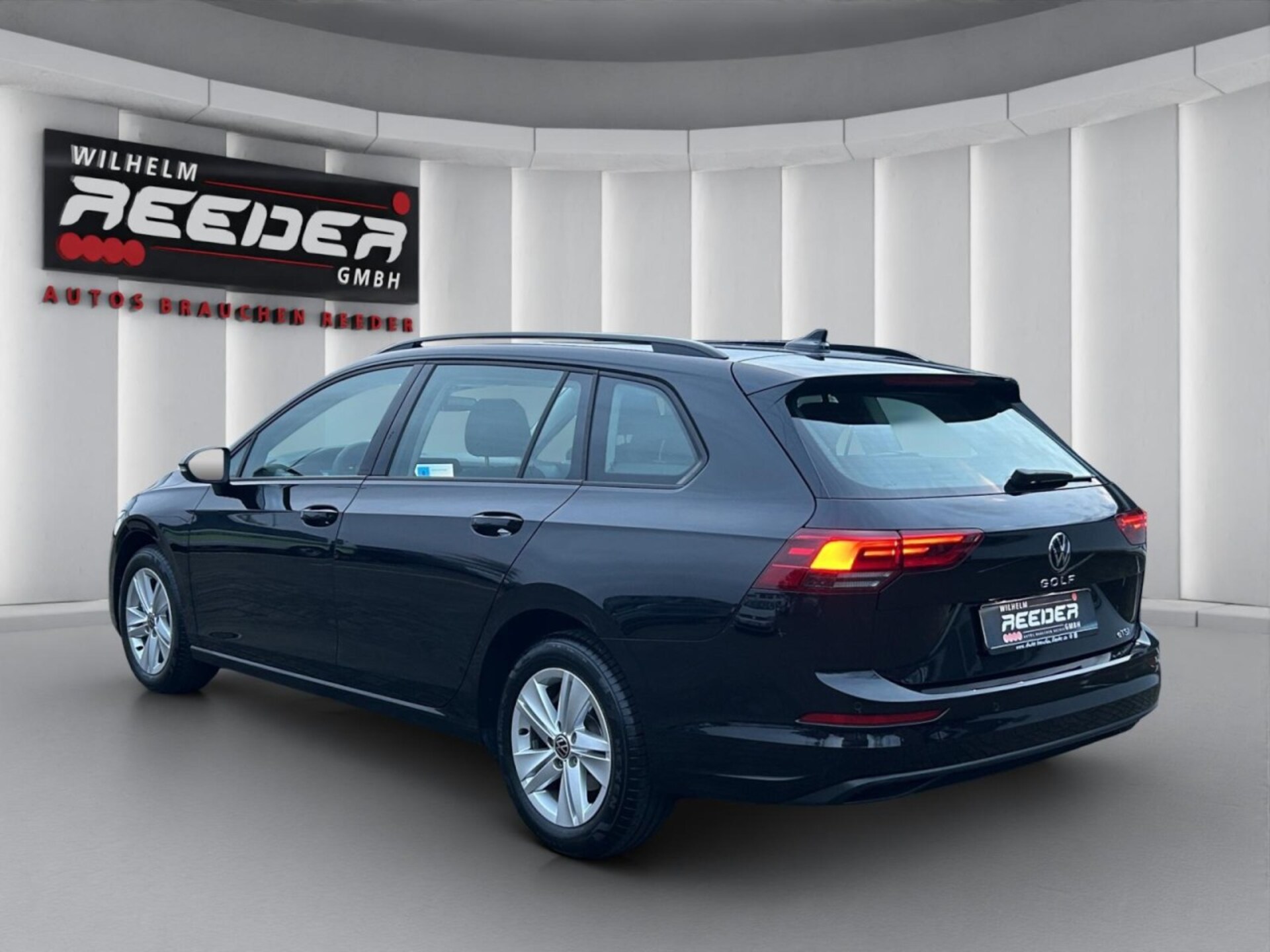 Volkswagen Golf Variant Life