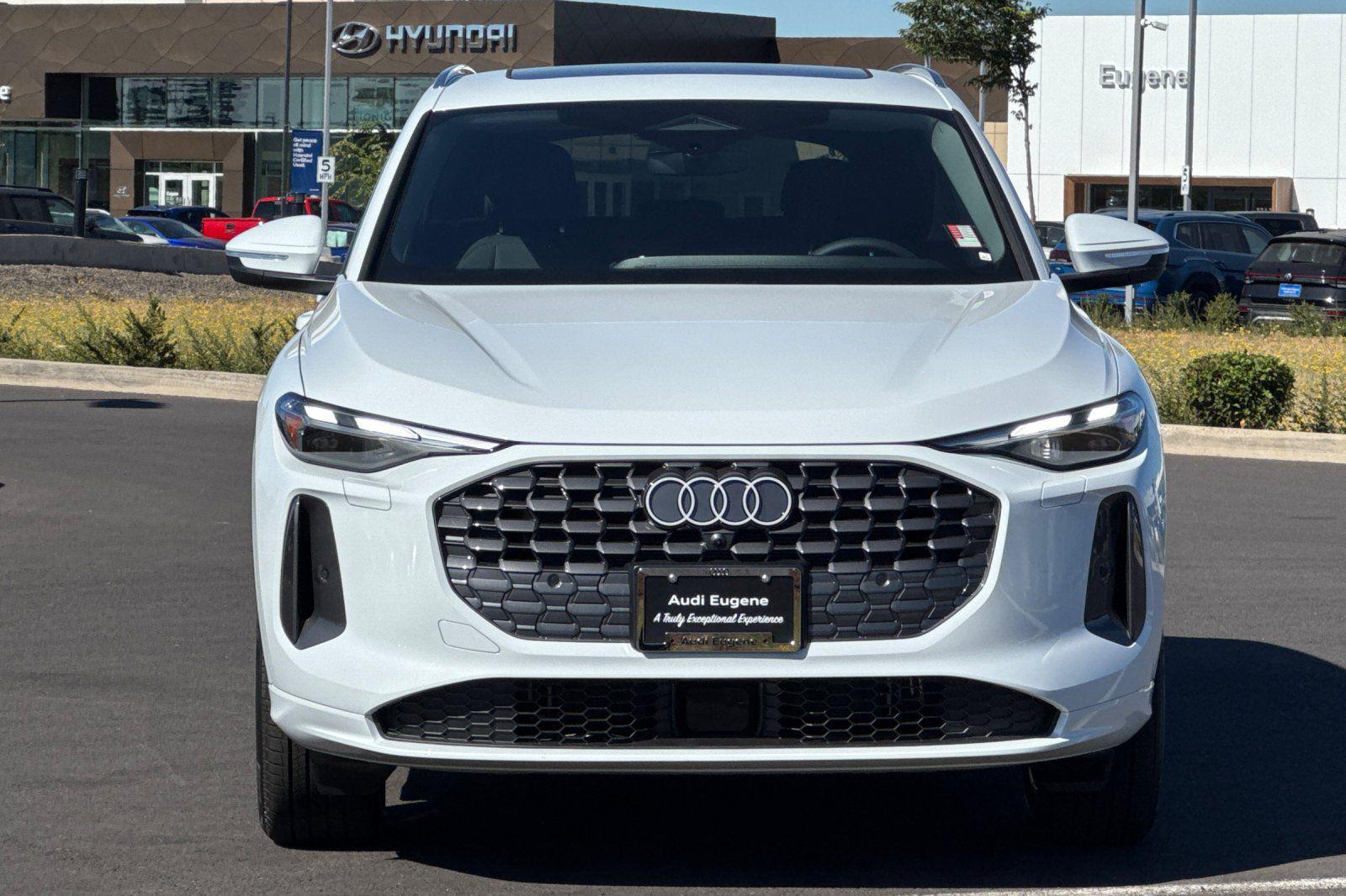 2025 Audi Q5 Premium - Photo 8