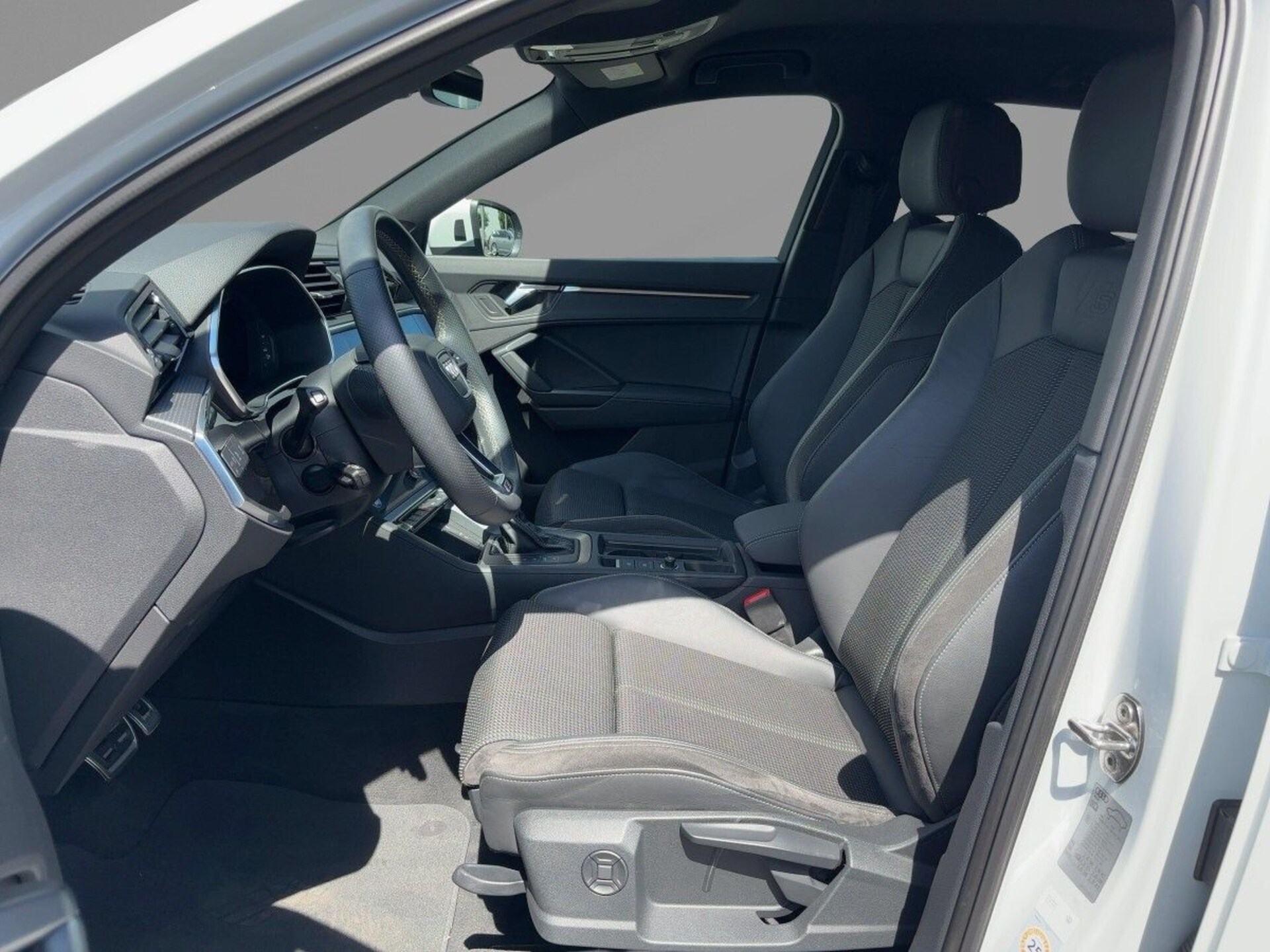 Audi Q3 TFSI e S line