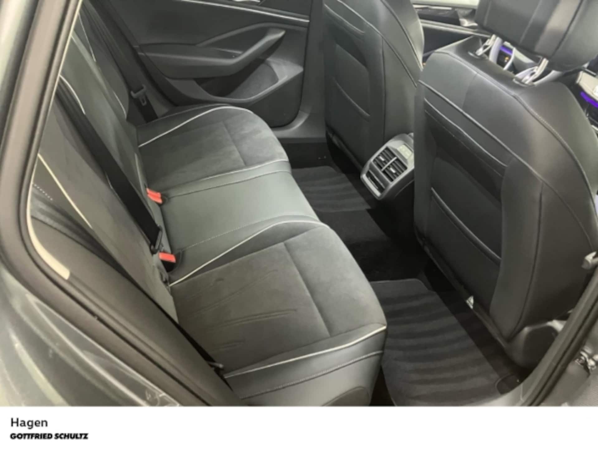Volkswagen Passat Business