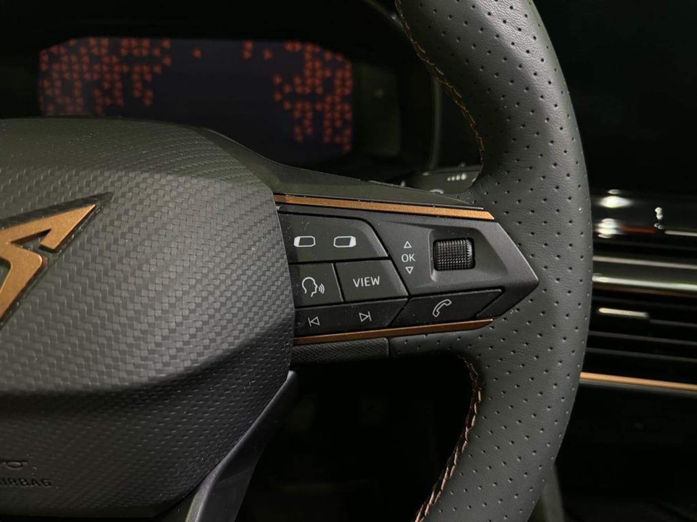 CUPRA Formentor 1.5 TSI DSG 110 kW (150 CV) — photo 10