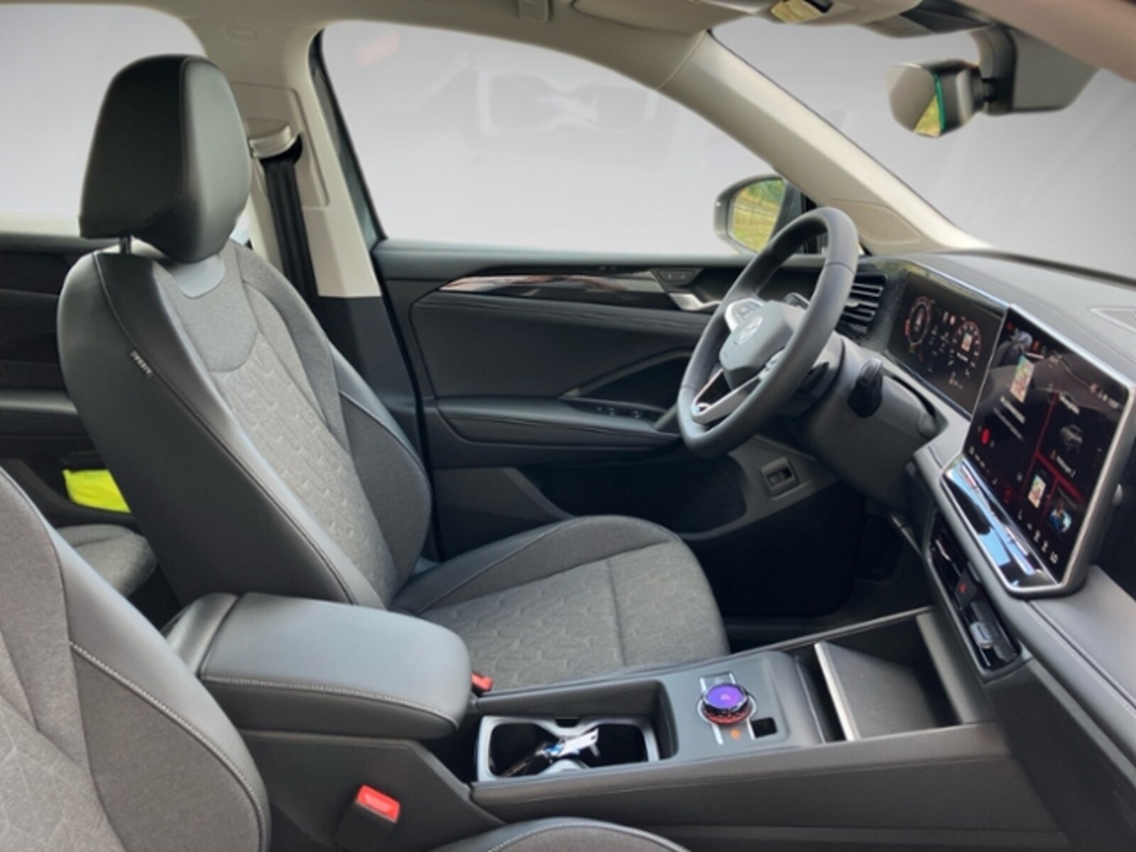 Volkswagen Tiguan – Bild 9
