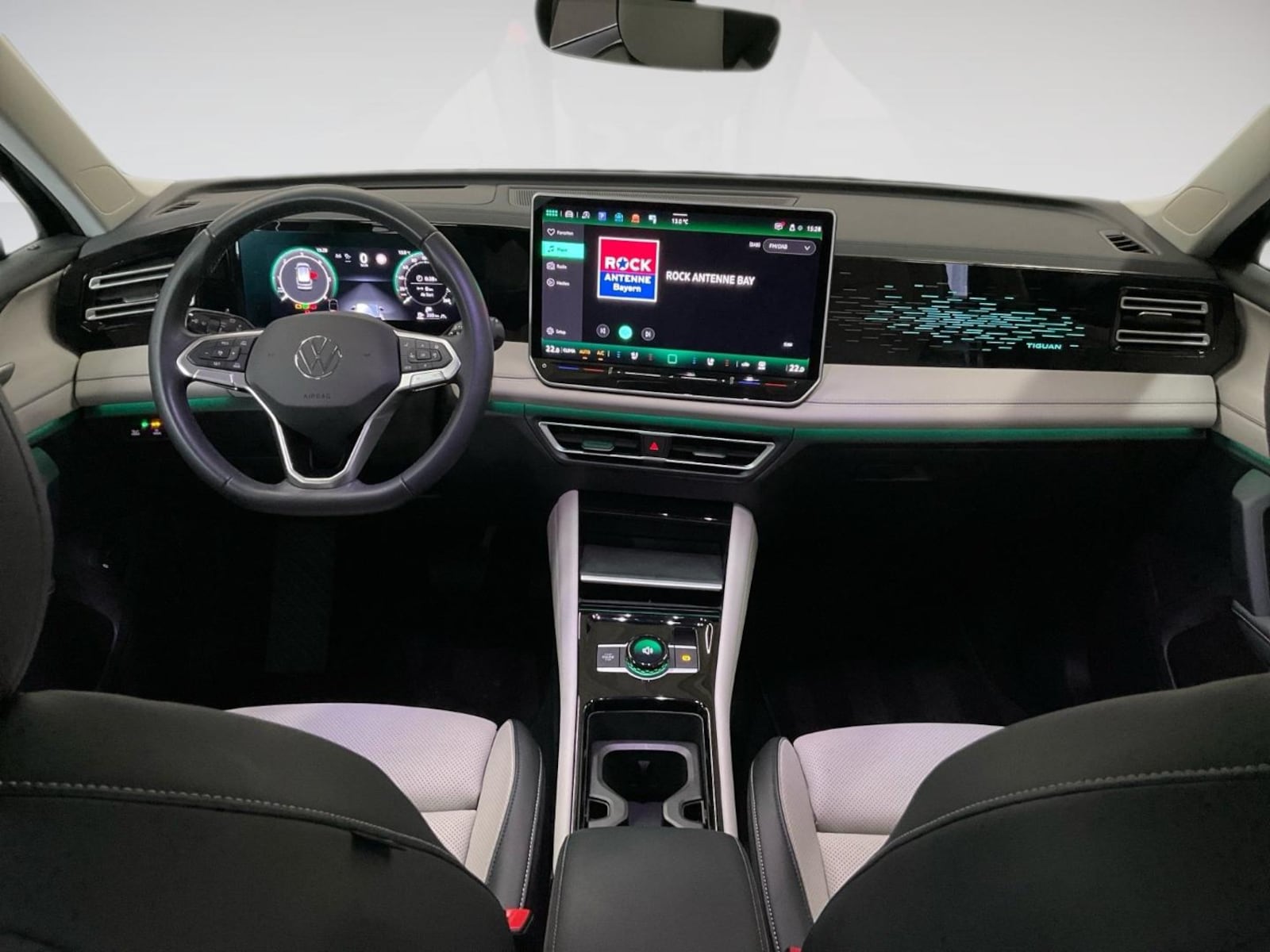Volkswagen Tiguan – Bild 11