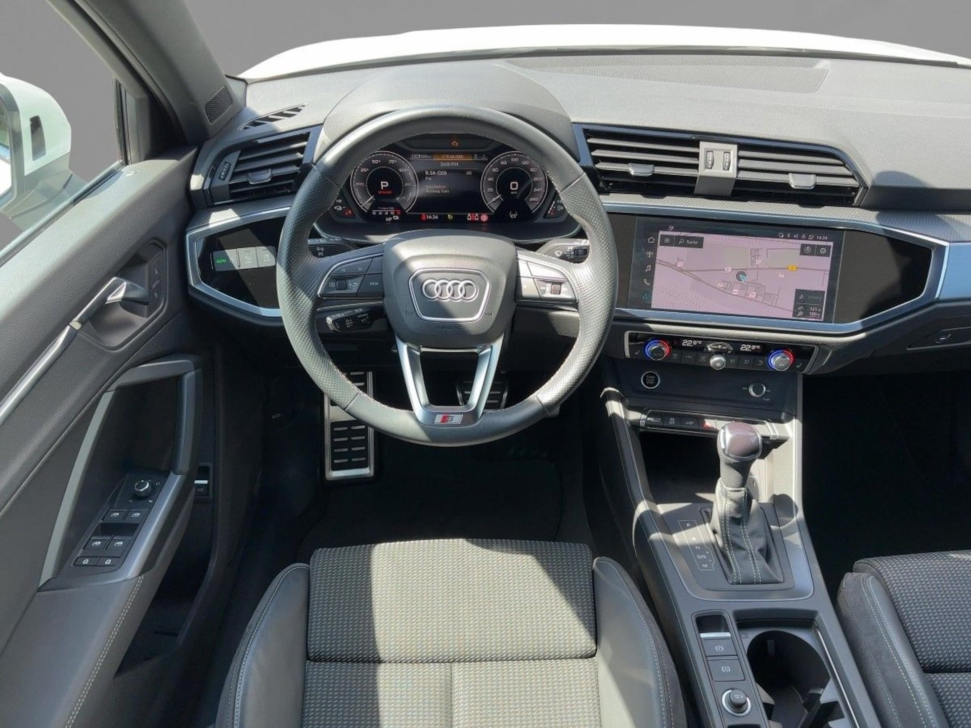 Audi Q3 TFSI e S line