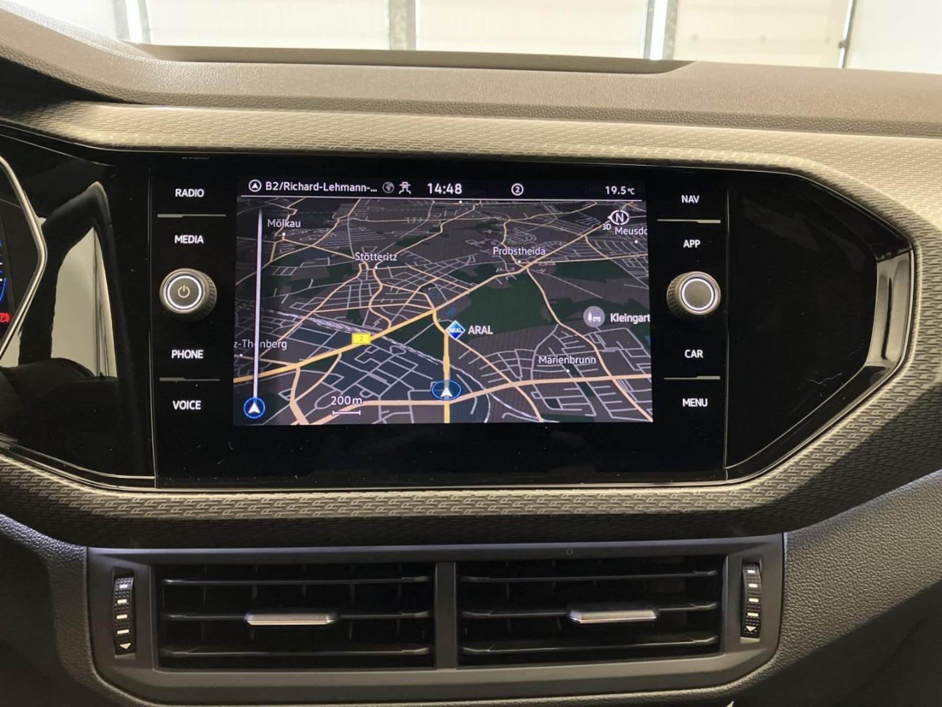 Volkswagen T-Cross Style