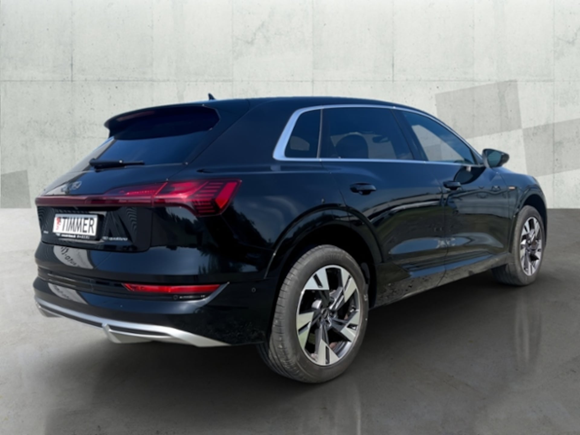 Audi e-tron S line