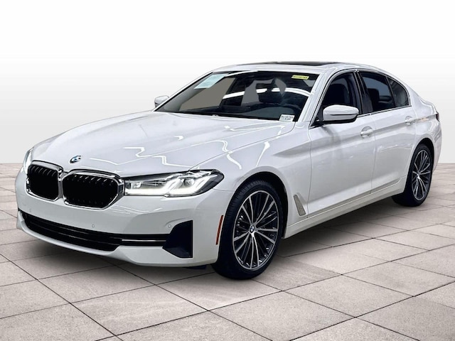 2023 BMW 530